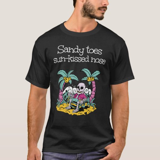 Holiday summertime with sandy toes and sun kissed t-shirt (Voorkant)