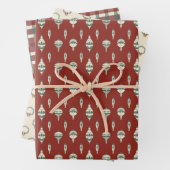 Holiday Wreath and Ornament Gift wrap sheets Inpakpapier Vel (In situ)