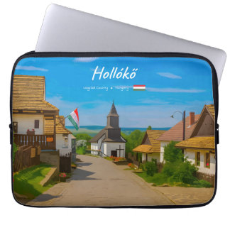 Hollókő, Hongarije - Historische dorpsstraat Laptop Sleeve