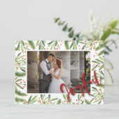 Holly and Berries Joyful-kerstfoto Feestdagenkaart (Staand voorkant)
