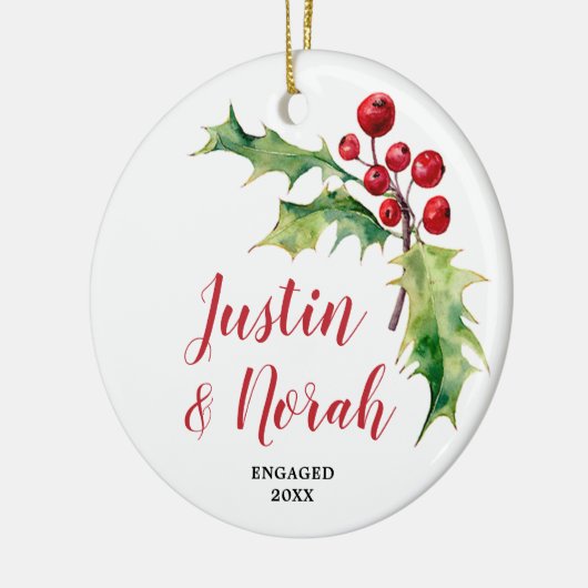 Holly Berries Greenery Personalized Engaged Couple Keramisch Ornament (Links)