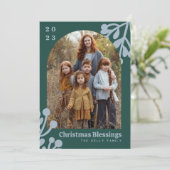 Holly Berries Smaragd Kerstmis Foto Boog Feestdagenkaart (Staand voorkant)