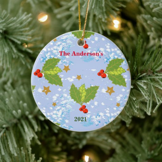 Holly berries snow stars surface pattern name year keramisch ornament (Boom)