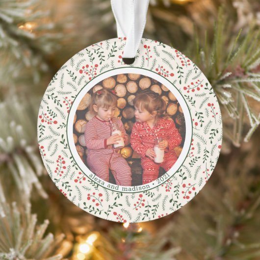 Holly Berries Winter Greenery Fotonamen Keramisch Ornament (Boom)