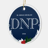 Holly Berry Blue White DNP Afstuderen Naam Jaar Keramisch Ornament (Links)