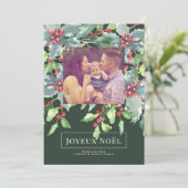 Holly Berry Joyeux Noël Elegant Kaart voor Kerstmi (Staand voorkant)