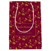 Holly en rode bessen bladpatroon op maat rood medium cadeauzakje (Voorkant)