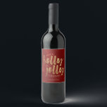 holly jolly kerst faux folie borstelscript wijn etiket<br><div class="desc">De gesofisticeerde achtergrond van Bourgogne met faux gouden glitter en zwaar gouden borstelmanuscript "holly jolly"voor uw perfecte vakantiepunten met extra manuscript in sans serif doopvont.</div>