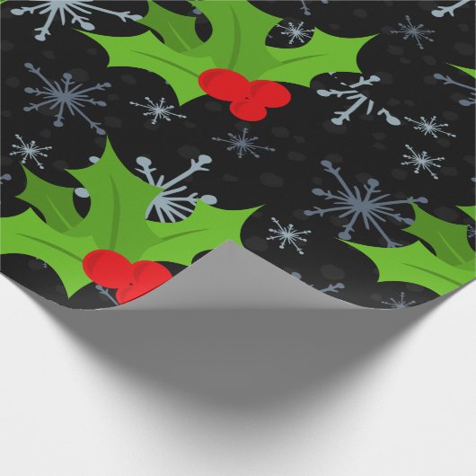 Holly Leaves, Red Berries Snowflake Wrapping Paper Cadeaupapier (Hoek)