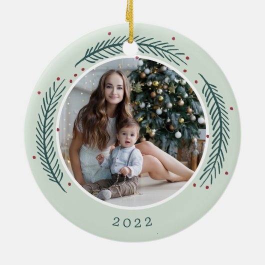Holly & Pine Photo Keramisch Ornament (Achterkant)
