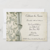 Holly Swirls Bow Sage Green Invitation Kaart (Voorkant)