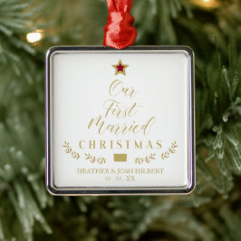 Holly vertakt ons eerste gehuwde kerstfeest als bo metalen ornament