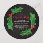 Holly Wreath Chalkboard Kerstparty Kaart<br><div class="desc">Een charmante uitnodiging voor een kerstfeest,  met de tekst in een heilige bril.</div>