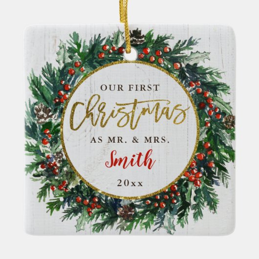 Holly Wreath First Kerstmis als Mr. & Mrs Foto Keramisch Ornament (Voorkant)