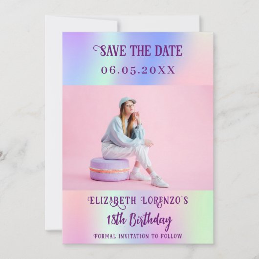Holografisch roze paarse fotoscript verjaardag save the date (Voorkant)