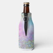 Holografische Glitter Regenboog Pastels Monogram Flesjeskoeler (Fles Achterkant)