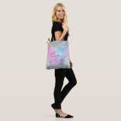 Holografische Glitter Regenboog Pastels Monogram Tote Bag (Op model)