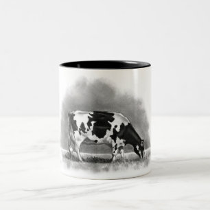Holstein Cow Grazing: Realism Pencil Drawing Tweekleurige Koffiemok