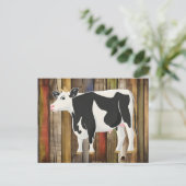 Holstein-koe met oude plank achtergrond briefkaart (Staand voorkant)