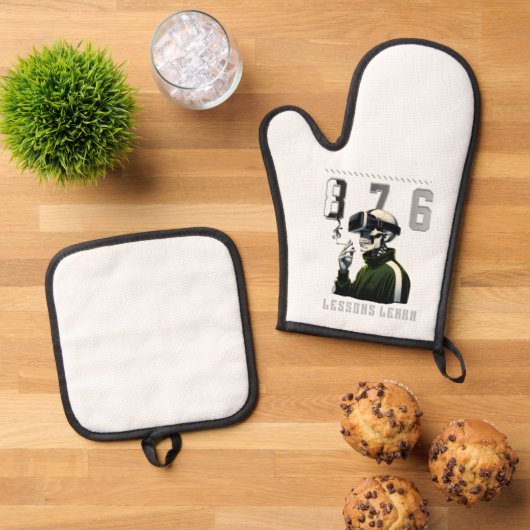 Home 876 LESSONS LEARN Pot Holders Ovenwant & Pannenlap Set (Top down)