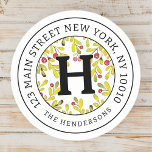 Home Adres Chic Modern Christmas Family Monogram Ronde Sticker<br><div class="desc">Dit eenvoudige en moderne ontwerp is samengesteld uit serieuze typografie.</div>