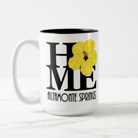 HOME Altamonte Springs Yellow Hibiscus 15oz Tweekleurige Koffiemok (Links)