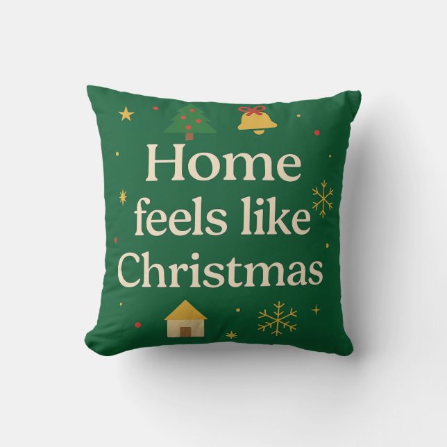 Home Feels Like Christmas | Cozy Holiday  Kussen (Voorkant)