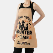 Home Sweet HAUNTED Home Halloween sinaasappel op m Schort (Insitu)