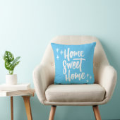 Home Sweet Home Blue met White Lettering Kussen (Stoel)
