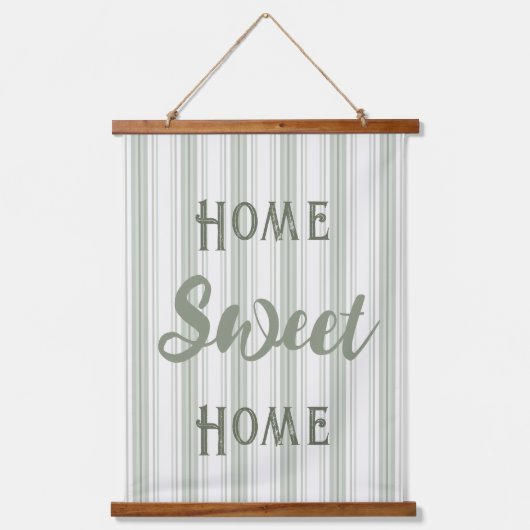 Home Sweet Home Farmhouse Sage Ticking Stripes Hangend Wandkleed (Voorkant)