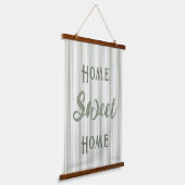 Home Sweet Home Farmhouse Sage Ticking Stripes Hangend Wandkleed (Gebogen)