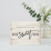 Home Sweet Home Rustic Wood Bewegende aankondiging Briefkaart (Staand voorkant)