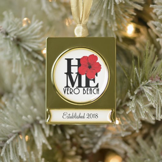 HOME Vero Beach  Hibiscus Verguld Banner Ornament (Boom)