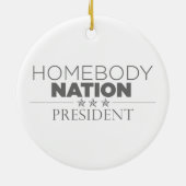 Homebody Nation President Keramisch Ornament (Achterkant)