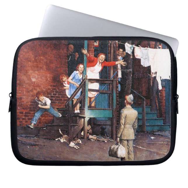 Homecoming G.I. Laptop Sleeve (Voorkant)