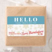 Homemade kerstkoekjes die bakken van etiket (Insitu)