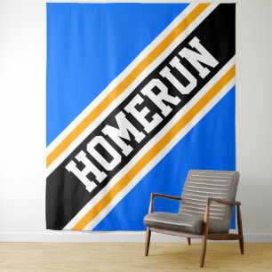 HOMERUN Helderblauw Geel Oranje Zwart Strepen Wandkleed