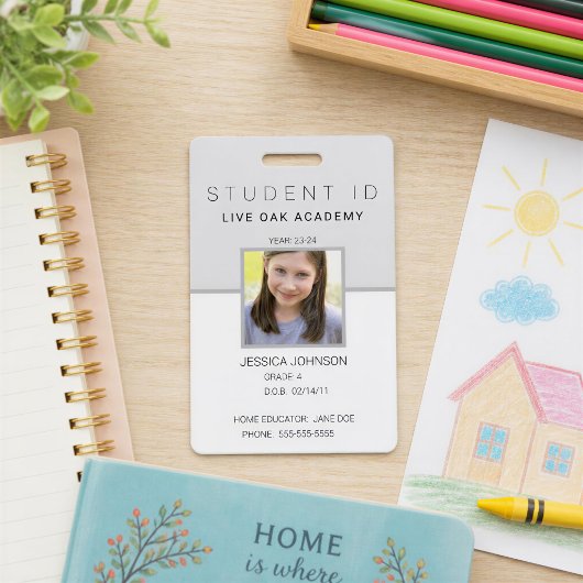 Homeschool Student ID-badge | Modern Grijs Vertica Badge