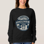 Homeschooling Survival Sweatshirt (Voorkant)