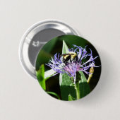 hommel op een bachelorknop ronde button 5,7 cm (Voorkant /achterkant)