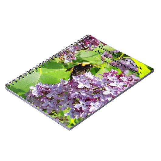 Hommel op Lila Confucius Quote Notitieboek (Linkerzijde)