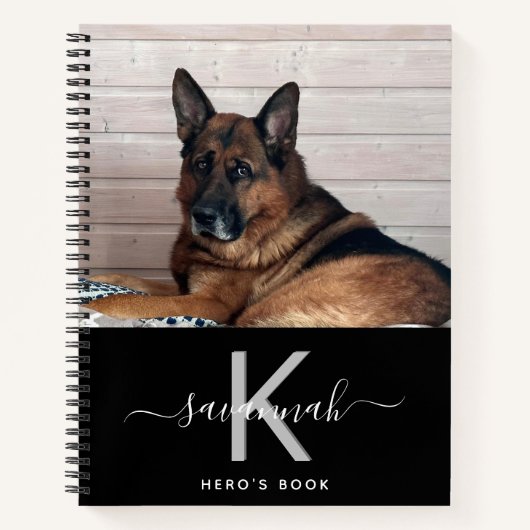 Hond aangepaste foto zwart wit monogram notitieboek (Voorkant)