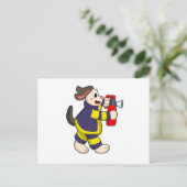 Hond als brandweerman met brandblusser briefkaart (Staand voorkant)