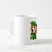 Hond Beagle in groene Franse baret Koffiemok (Voorkant links)
