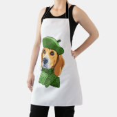 Hond Beagle in groene Franse baret Schort (Insitu)
