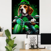 Hond Beagle rijdt op fiets St. Patrick's Day Poster (Thuiskantoor)