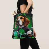 Hond Beagle rijdt op fiets St. Patrick's Day Tote Bag (Dichtbij)