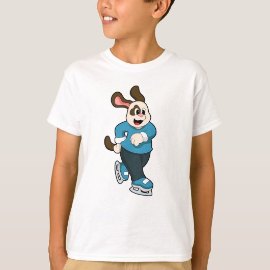 Hond bij ijsschaatsen met ijsschaatsen t-shirt (Voorkant)