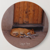 Hond bij Rest Ronde Button 6,0 Cm (Voorkant)