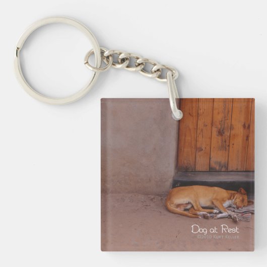 Hond bij Rest Sleutelhanger (voorkant)